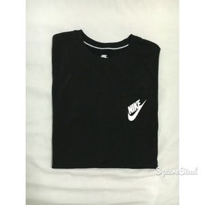 NIKE logo shirt
