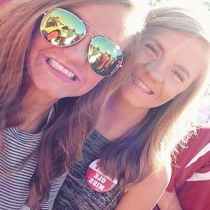 Meet your Posher, Jeannie