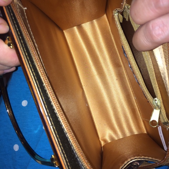 Small purse - Picture 4 of 4
