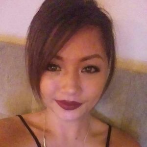 Meet your Posher, Jenn