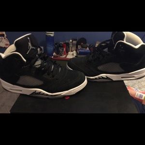 Retro Jordan 5s "Oreo". Size 13