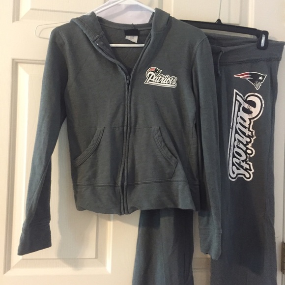 patriots sweatsuit