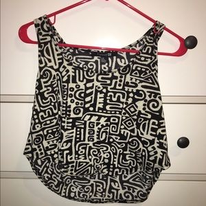 Black and hire cropped tank