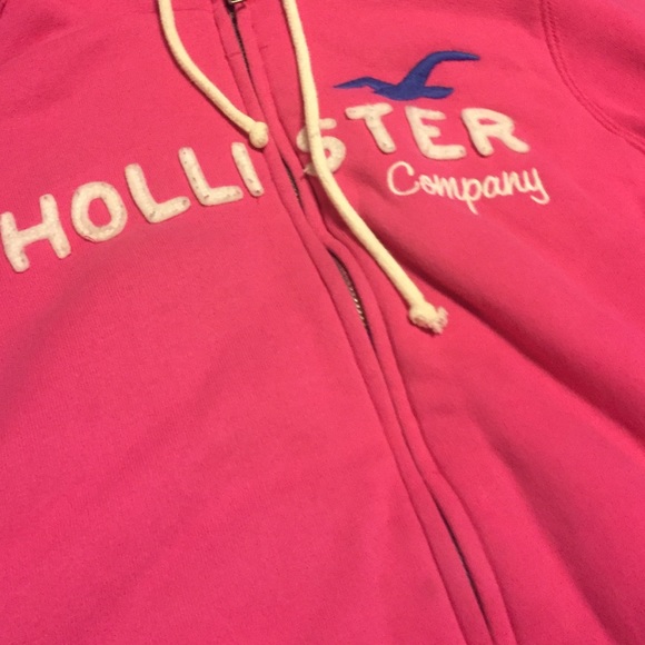 Sweatshirt - Picture 2 of 3