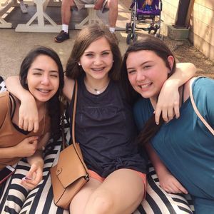 Meet your Posher, Avery