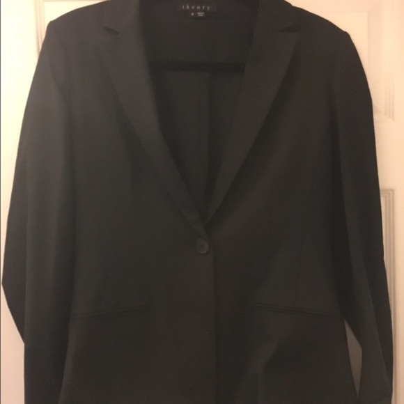Theory suit - Picture 2 of 3