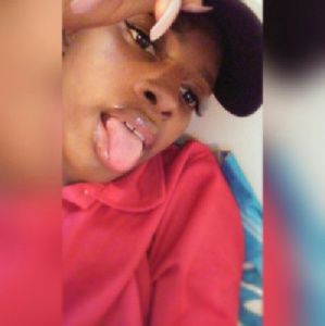 Meet your Posher, Desiree