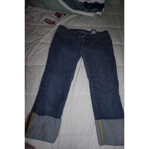 Capri pants