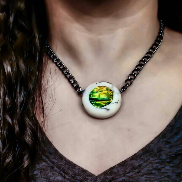 Pendant necklace - Picture 1 of 3