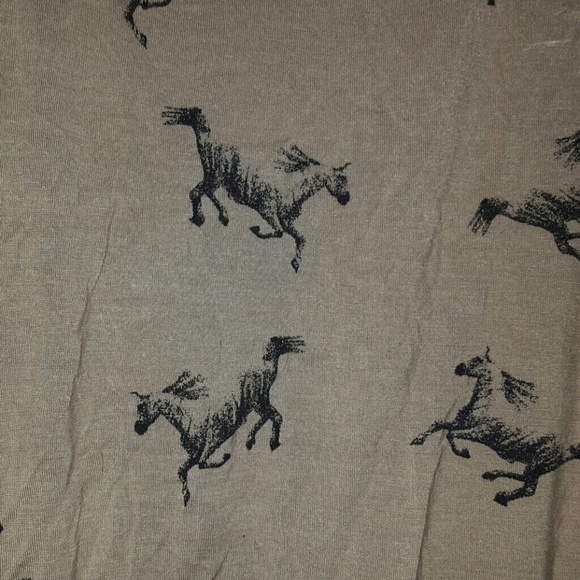 Shirt - Picture 2 of 2