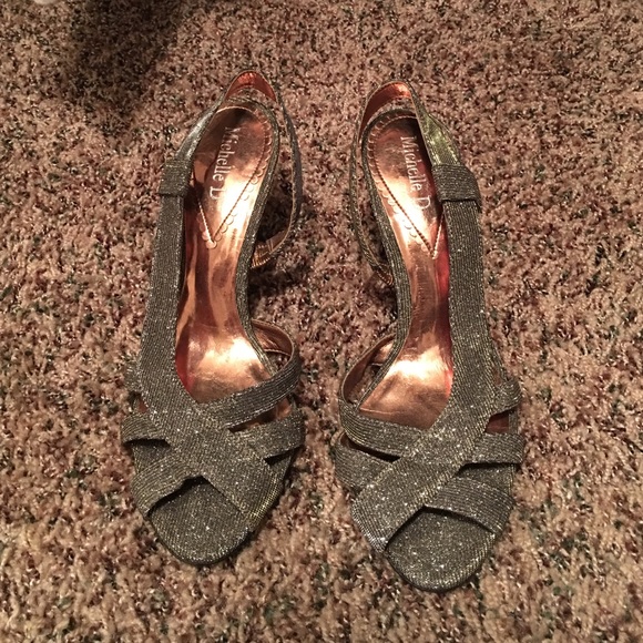 Michelle D Heels