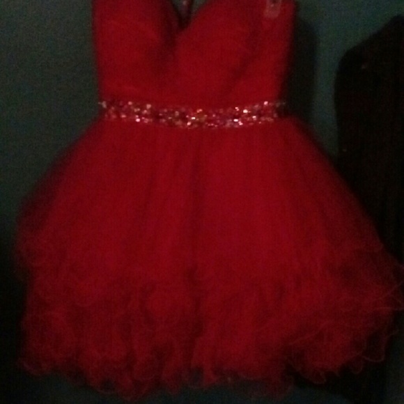 Homecoming dress - Picture 1 of 4