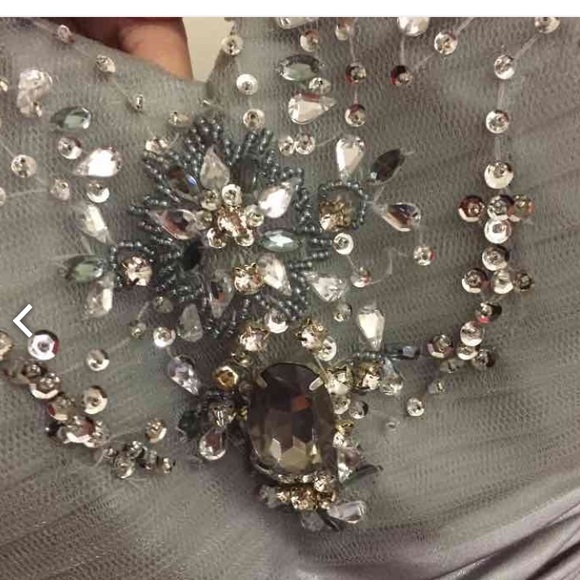 Dress - Picture 4 of 4