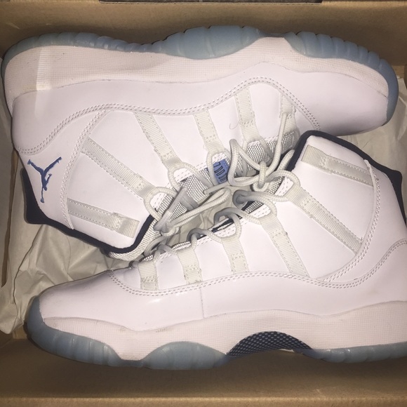 Columbia 11s
