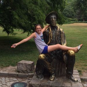 Meet your Posher, Ana