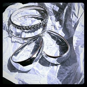 GIFTED-EARINGS AND BRACELETS BUNDLE