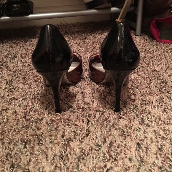 Jessica Simpson heels - Picture 3 of 3