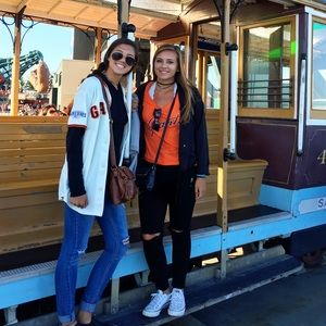 Meet your Posher, Lauren