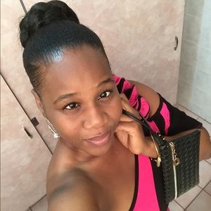 Meet your Posher, Christlyne