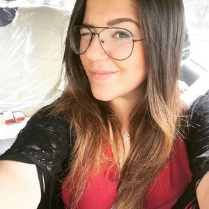 Meet your Posher, Elena