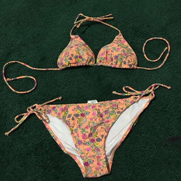 Flower and skulls bikini
