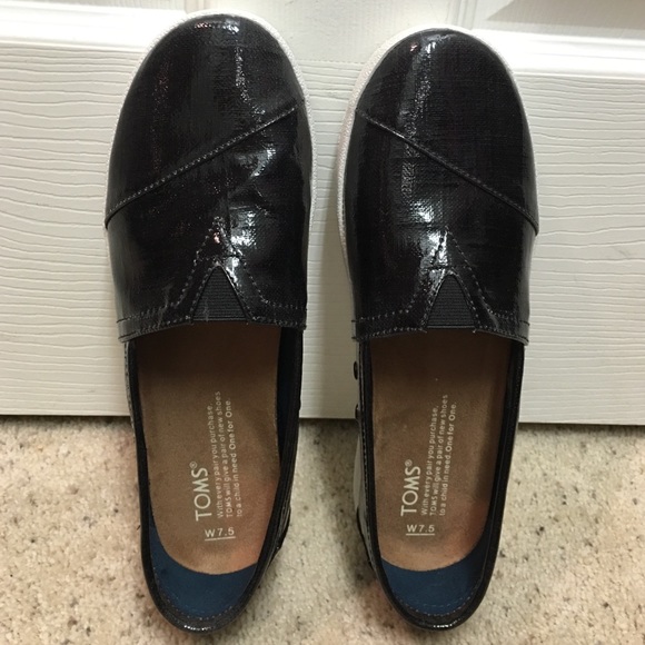 TOMS Black patent Avalon slip ons