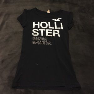 DONATING SOON Hollister graphic tee shirt