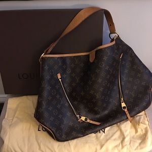 Delightful GM monogram