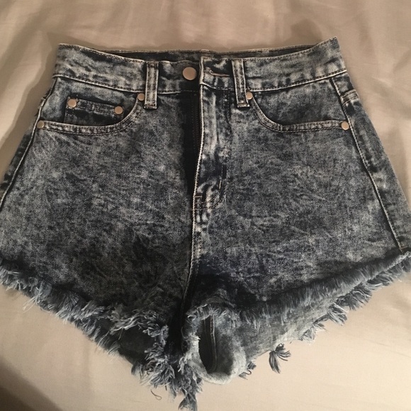 Acid Wash High-Waisted Shorts