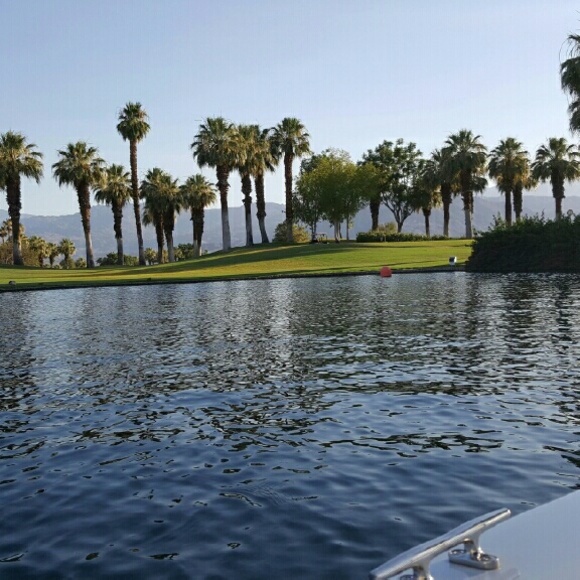 Meet your Posher, Dana