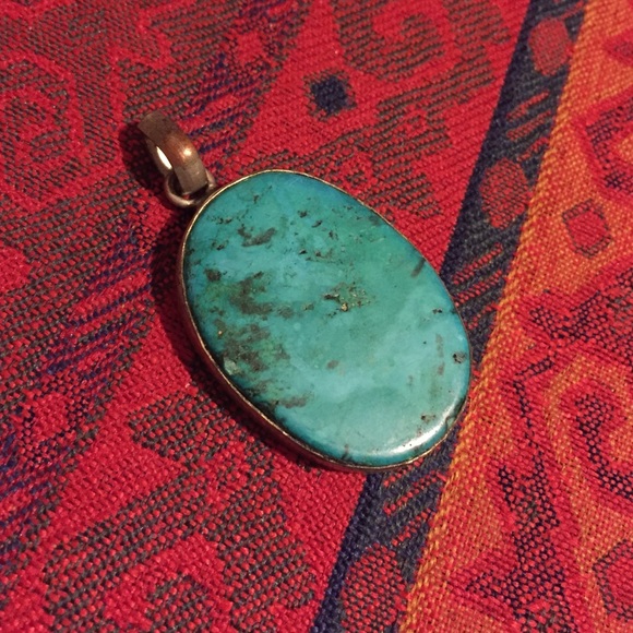 Antique-like turquoise necklace