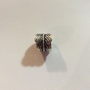 PANDORA Feather Charm (Discontinued!)