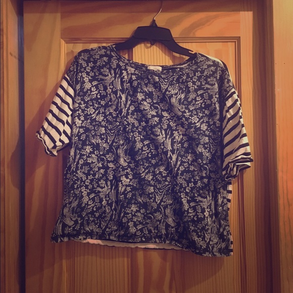 Gap shift tee