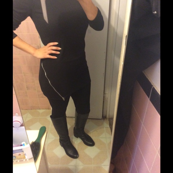 Women Long Sleeve Casual Pullover Top - Picture 3 of 4