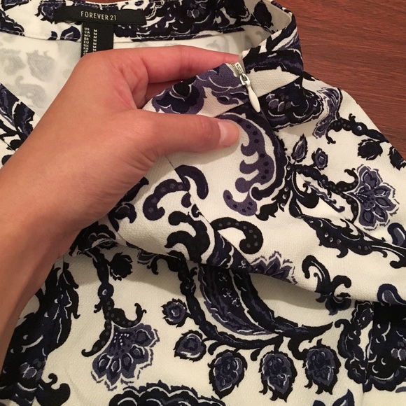 Forever 21 high shorts - Picture 3 of 3