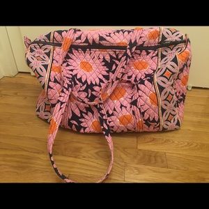 ❗️SOLD ❗️Vera Bradley Large Travel Bag