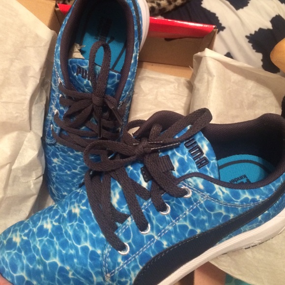 KIDS PUMAS CARSON RUNNER JR WATER