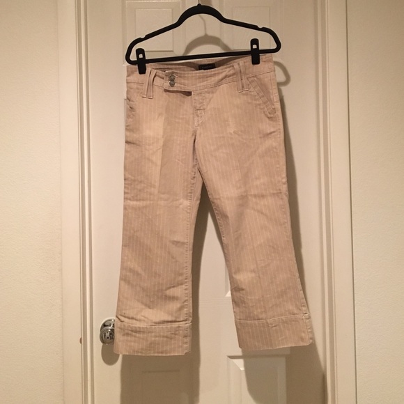 Bebe capris
