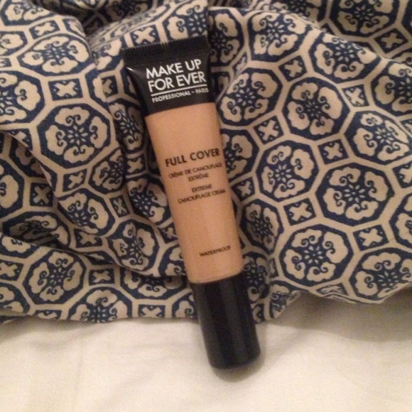 MUFE Full Cover Concealer