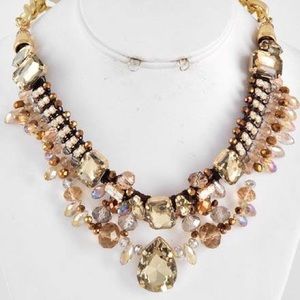 Statement necklace