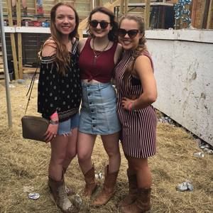 Meet your Posher, Shelby