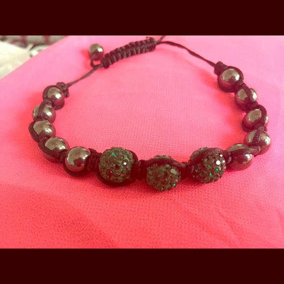 Fashionable bracelet