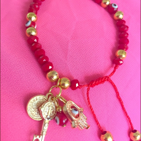Fashionable bracelet