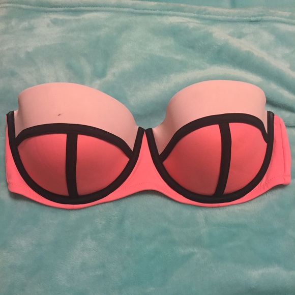 Swimsuit top