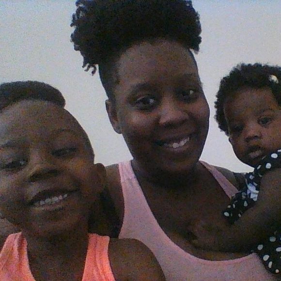 Meet your Posher, Ciara - Picture 1 of 1