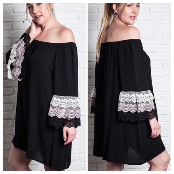 LACE BELL SLEEVE DRESSES - Picture 4 of 4