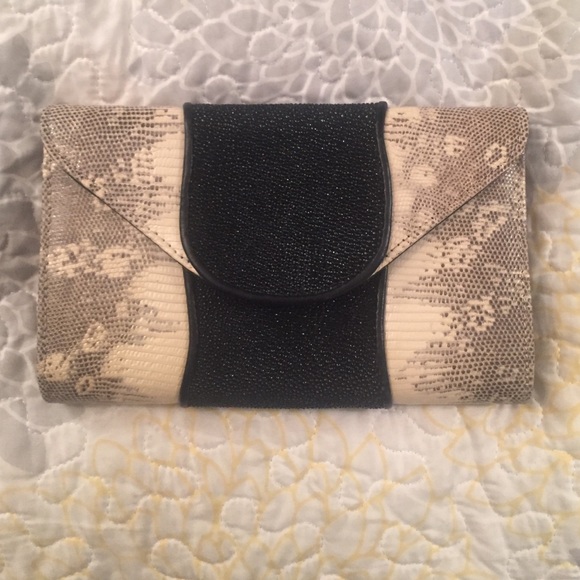 Khirma Eliazov clutch