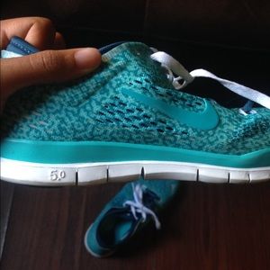 Nike T. R 15 free run