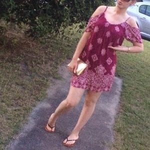 SUPER CUTE DRESS .. only worn once 😩🌸