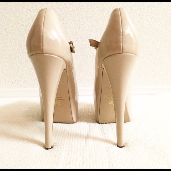 Sky High Nude Pump👠 - Picture 3 of 4